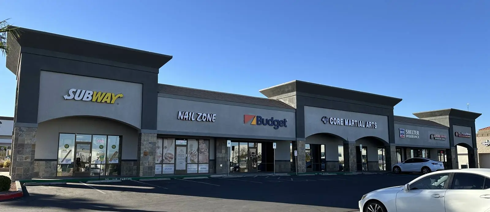 Neighborhood shopping center in Henderson, Nevada